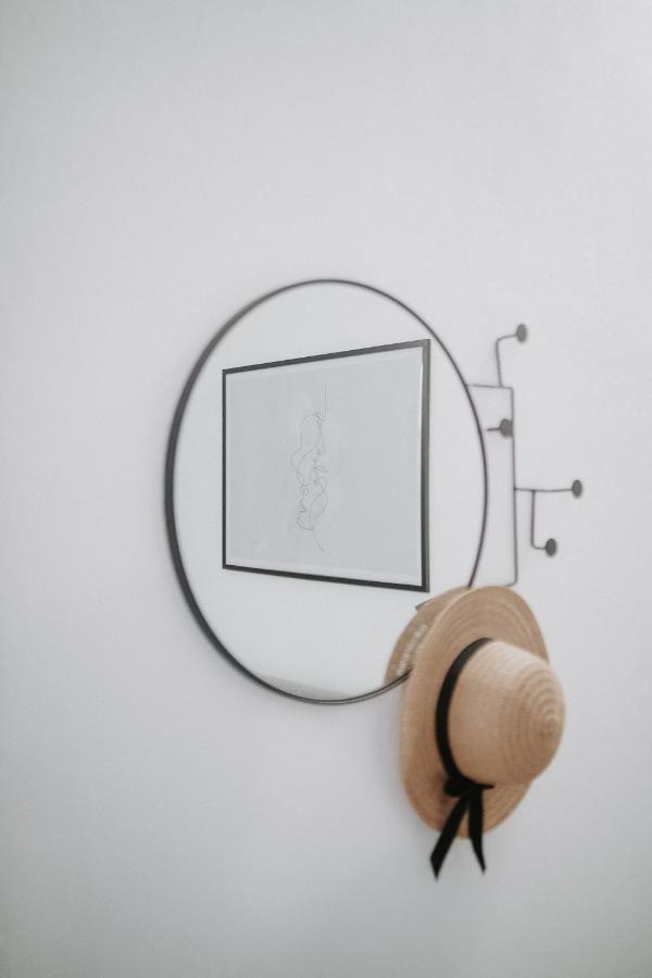 Dislocati Bnb - Jacuzzi Privata - Cucina - Tv60" - Minimal Luxury Marigliano Bagian luar foto