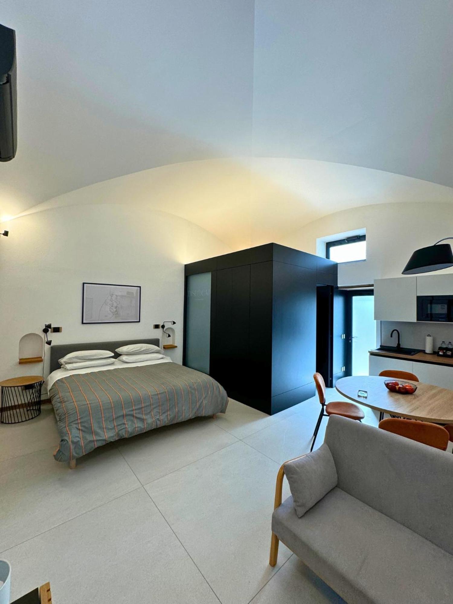 Dislocati Bnb - Jacuzzi Privata - Cucina - Tv60" - Minimal Luxury Marigliano Bagian luar foto
