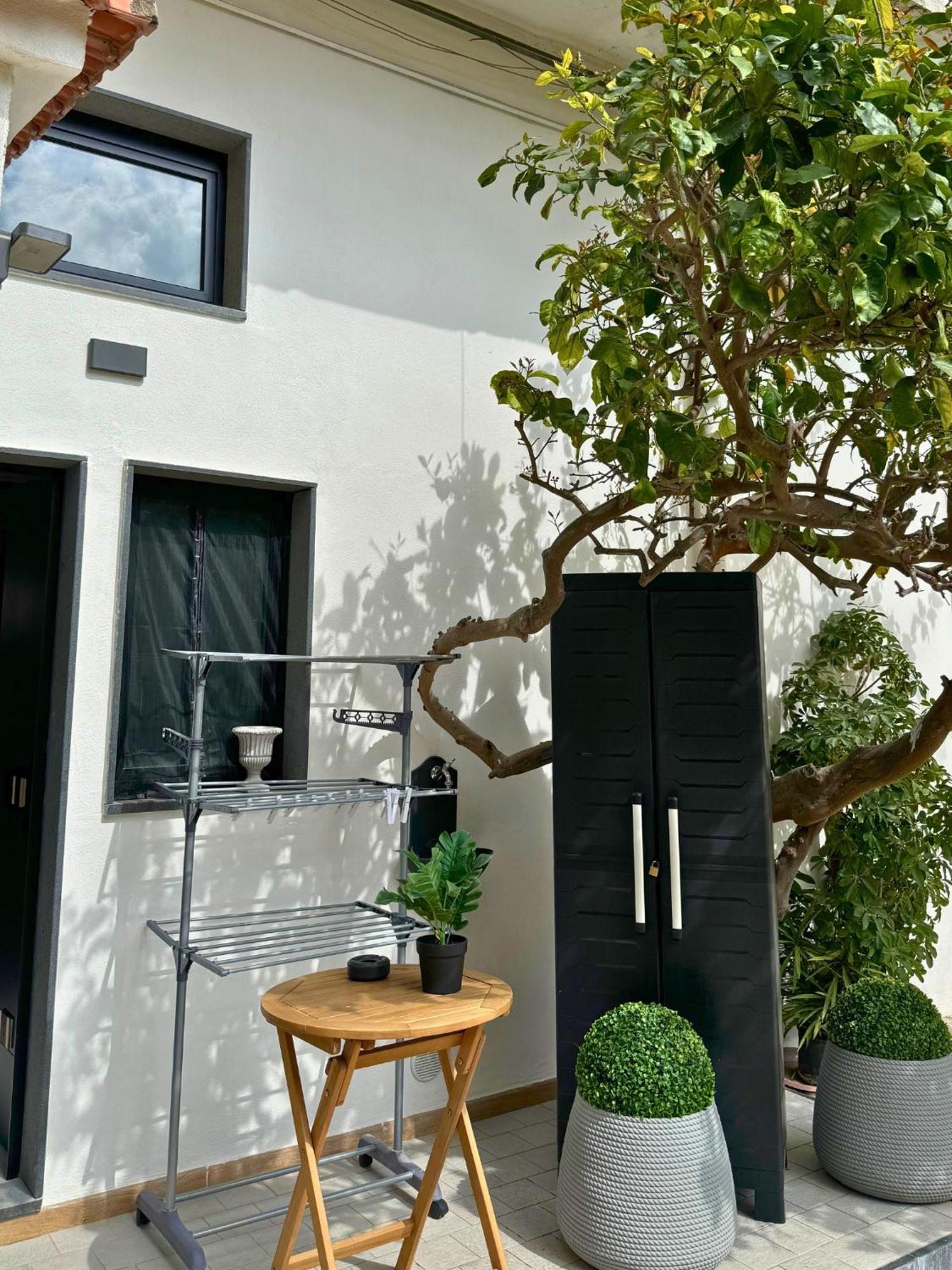Dislocati Bnb - Jacuzzi Privata - Cucina - Tv60" - Minimal Luxury Marigliano Bagian luar foto