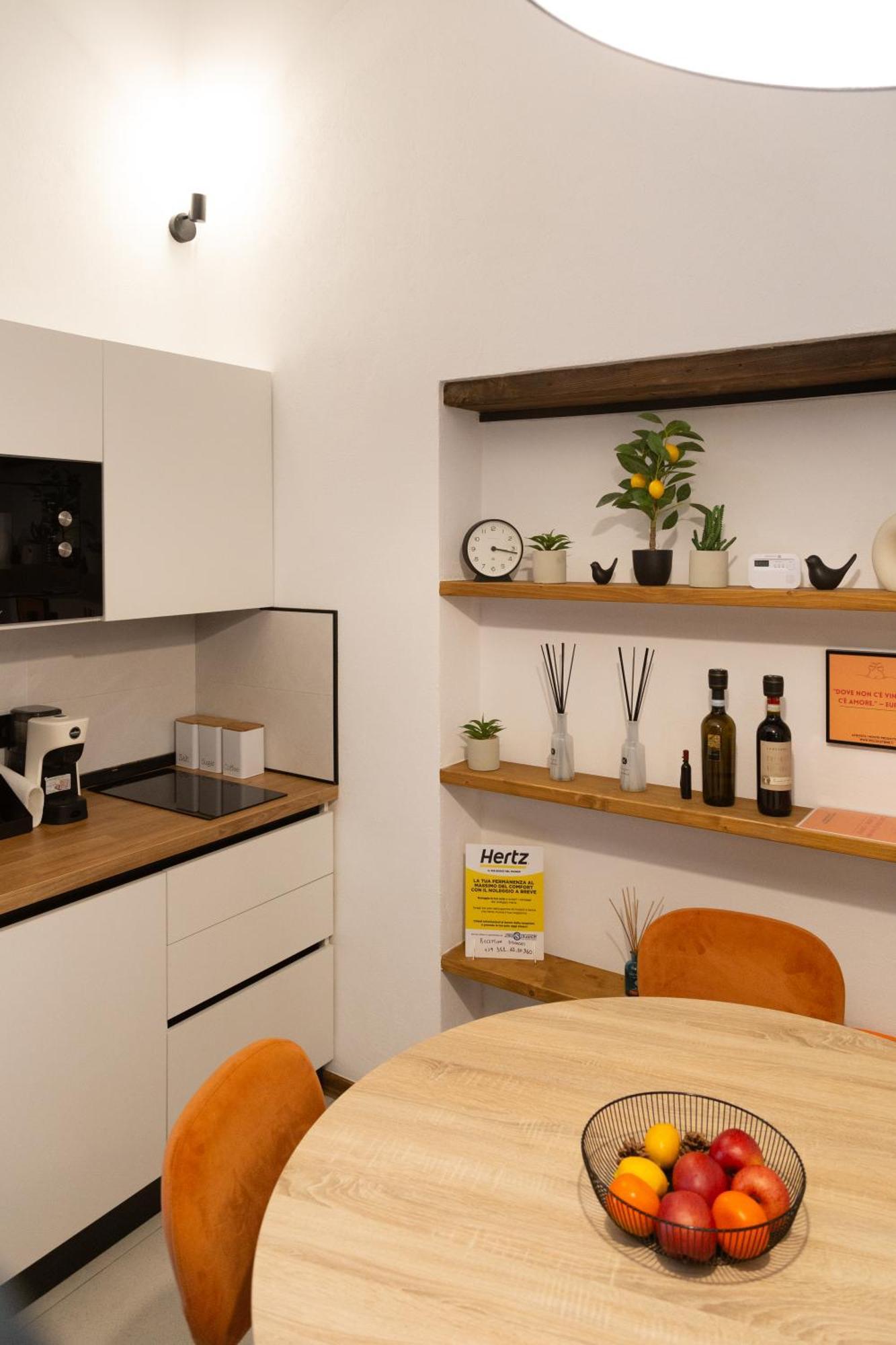Dislocati Bnb - Jacuzzi Privata - Cucina - Tv60" - Minimal Luxury Marigliano Bagian luar foto